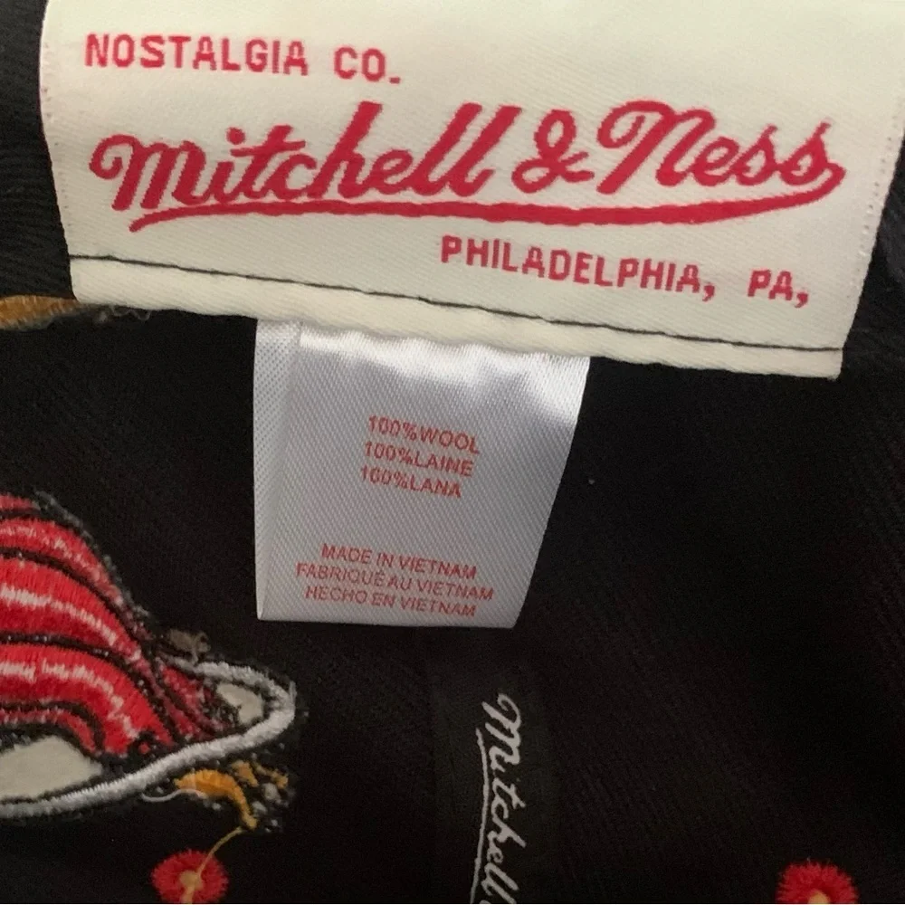 Mitchell & Ness Wool Miami Heat Black and Red Adjustable SnapBack Cap